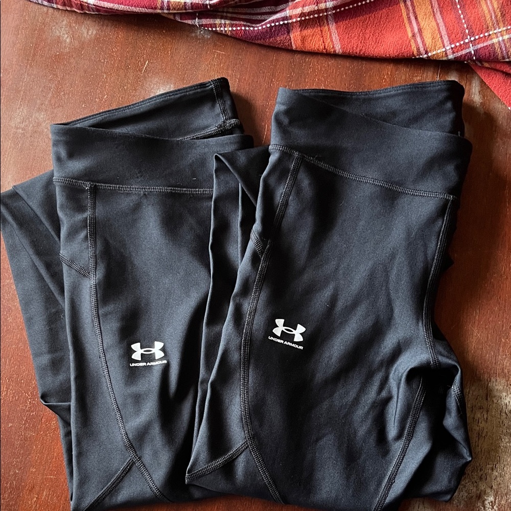 Under Armour Dark Leggings with Logo